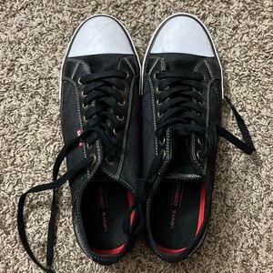 Levi’s shoes, similar to Converse, black, size 10 1/2